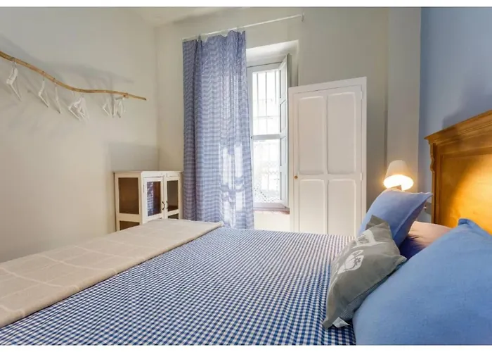 Patio-caleta By Cadiz4rentals Apartment *