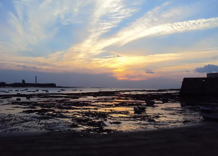 Patio-caleta By Cadiz4rentals * Cadiz