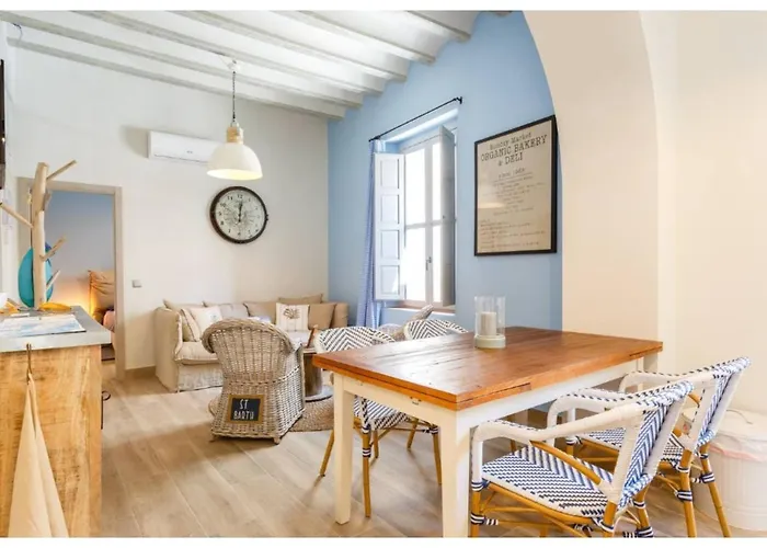 Apartment Patio-caleta By Cadiz4rentals *